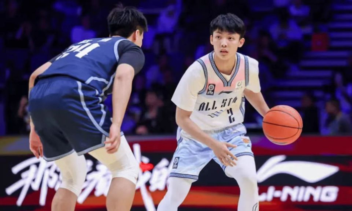 开云体育入口-CBA全明星赛:徐杰MVP、胡明轩三分冠军、陈家政星锐赛MVP|广东队|三分大赛|广东男篮|篮板|三分球_新浪体育_新浪新闻