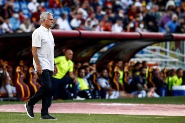 开云体育网页版-南方德比变另类“双红会” 穆帅：裁判讲究，端水大师