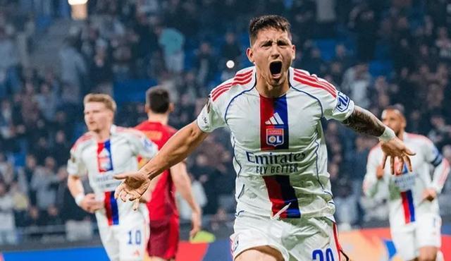 开云体育登录-官方:里昂买断朗斯前锋萨特里亚诺,并将他外租至赫塔费